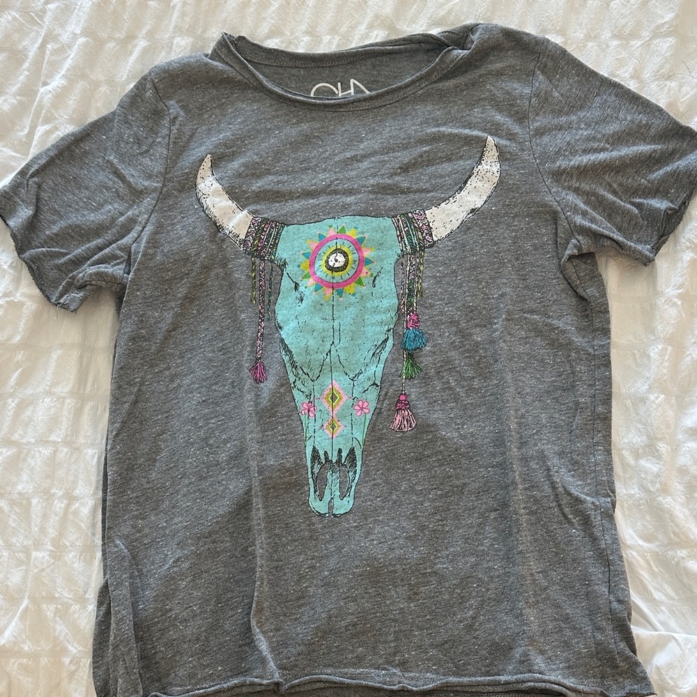 Chaser Gray Bull Skull Graphic Tee